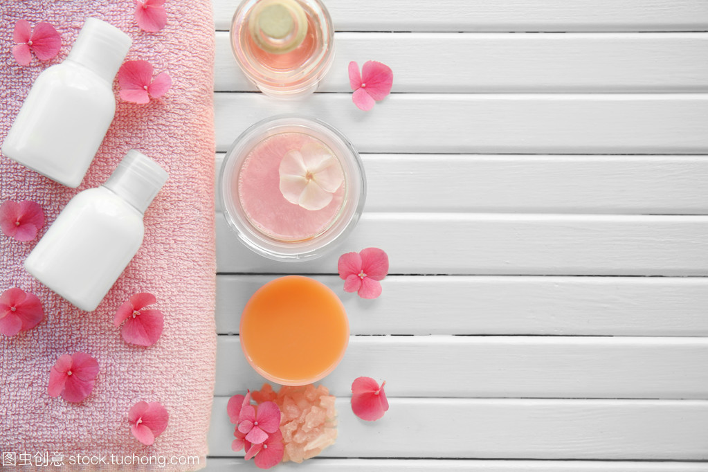 化妝品及衛(wèi)生用品零售行業(yè)的發(fā)展與挑戰(zhàn)